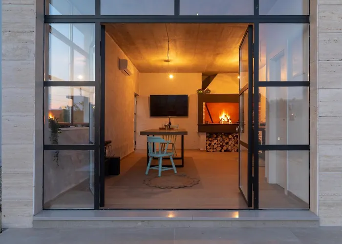 Villa Beautiful Aria Crno